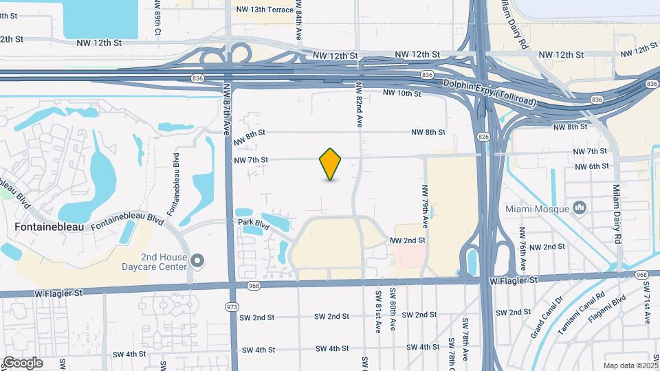 562 NW 82nd Pl-Unit -317 Mapa y Detalles de la Ubicación