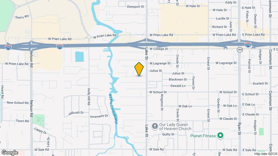 901 Fair Oaks Ln Map and Location Details