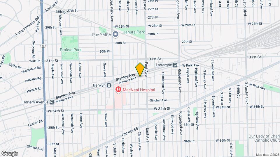 3203 Clarence Ave Map and Location Details