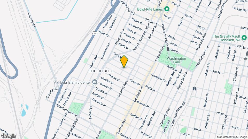 76 Bleecker St Map and Location Details