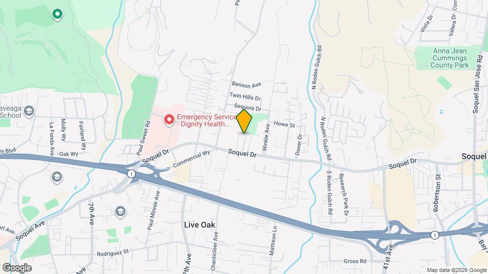 Mid County Duplex Mapa y Detalles de la Ubicación