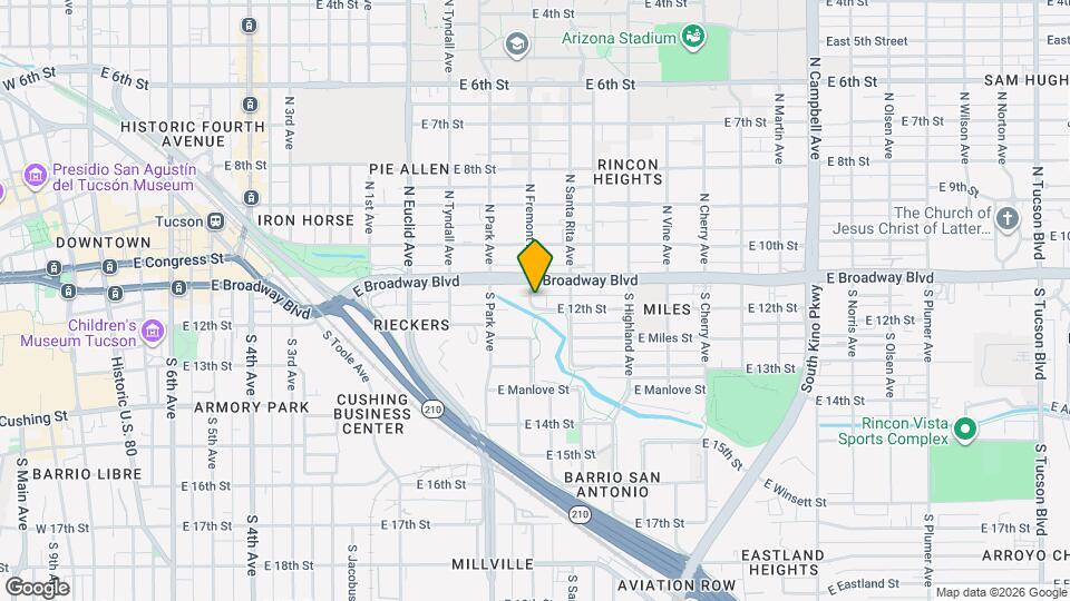 1105 E 12th St Map and Location Details