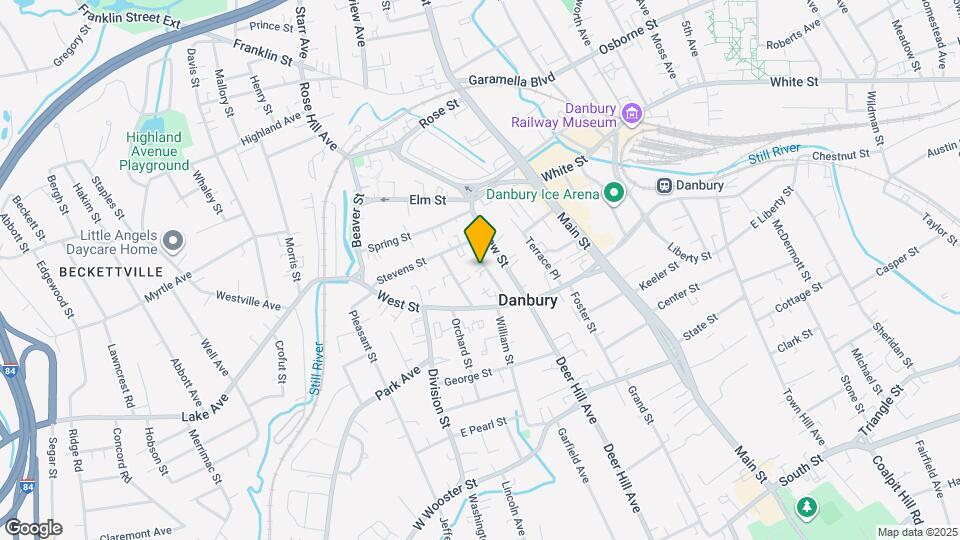 18 Montgomery St Map and Location Details