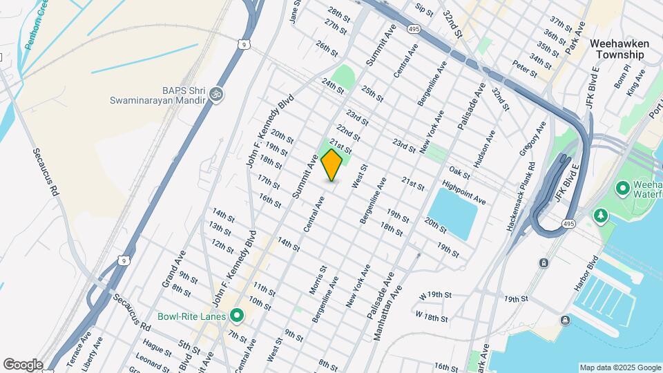 304 Saint Michaels Walk, Unit 304 Map and Location Details