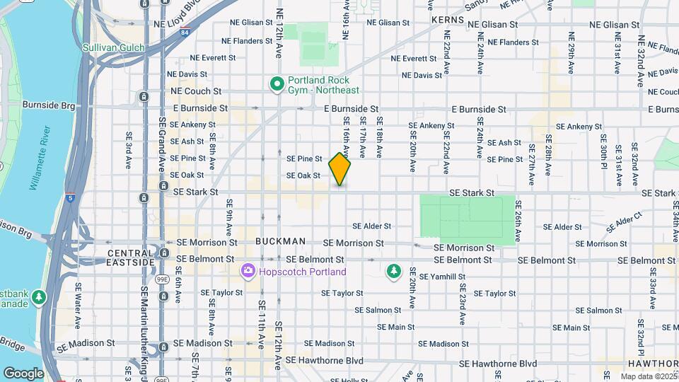 1545 SE Stark St Mapa y Detalles de la Ubicación