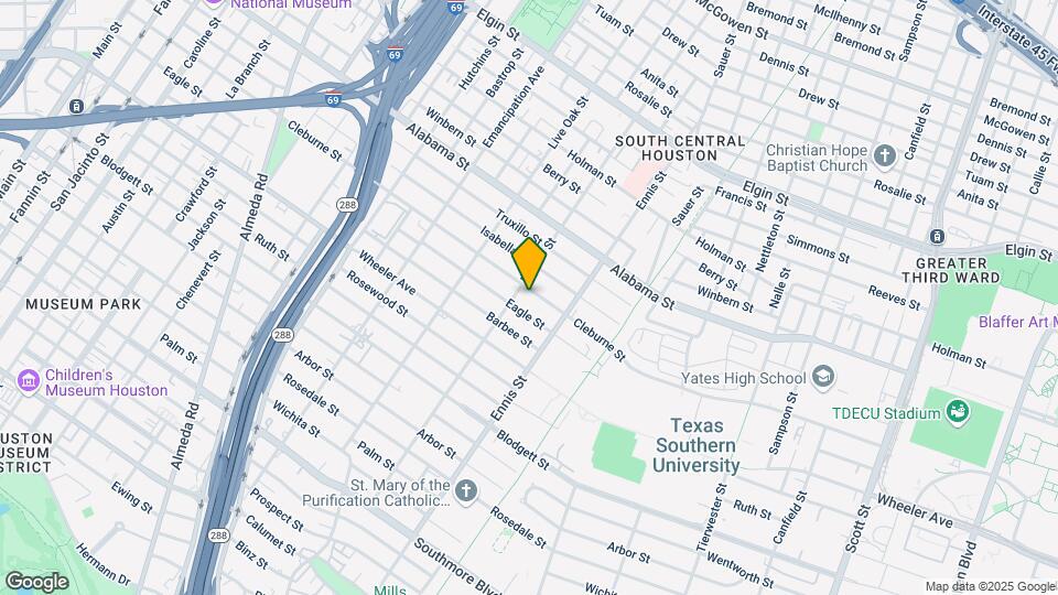 2810 Cleburne St Map and Location Details