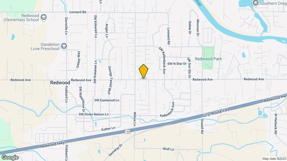 2429 Redwood Ave Map and Location Details