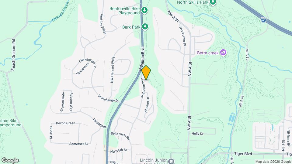 2300 Oakwood Ave Map and Location Details