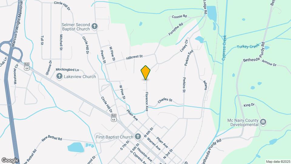 Selmer Townhouse Apartments Map and Location Details