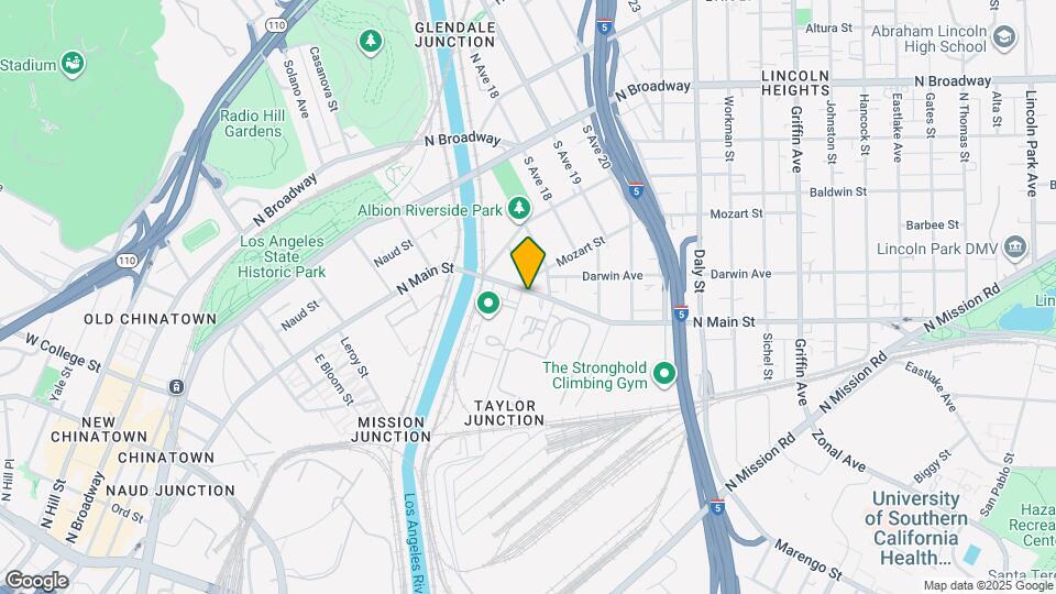 1774-1776 N Main St Map and Location Details