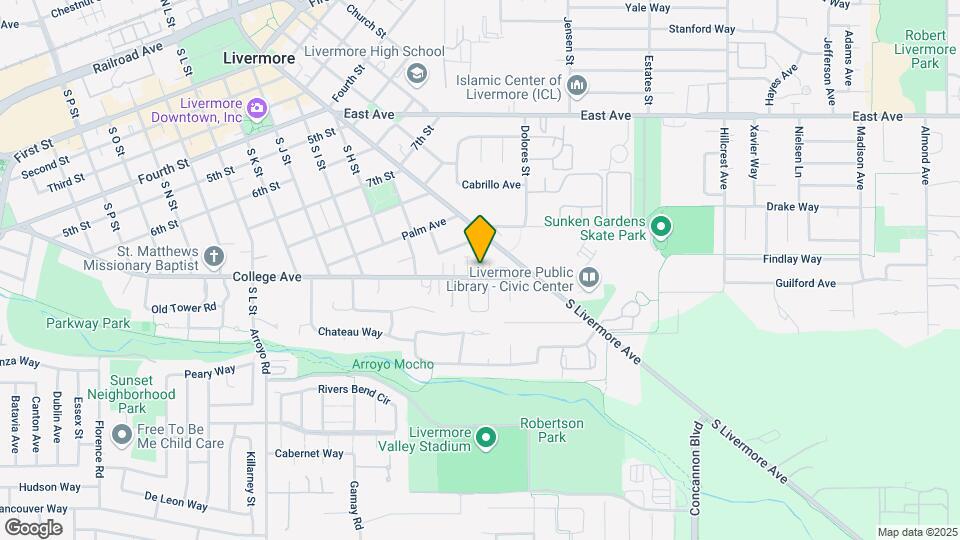 2744 College Ave Map and Location Details