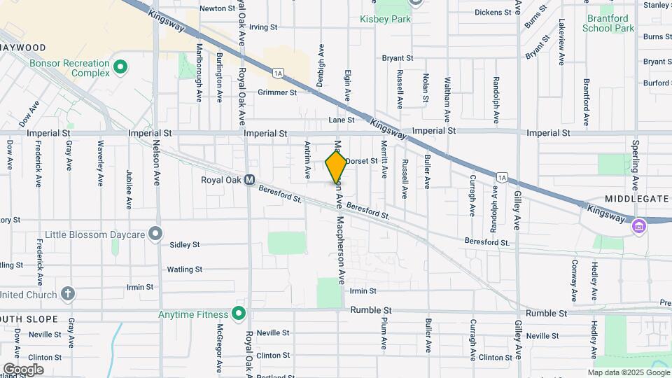 7039 Macpherson Av Map and Location Details