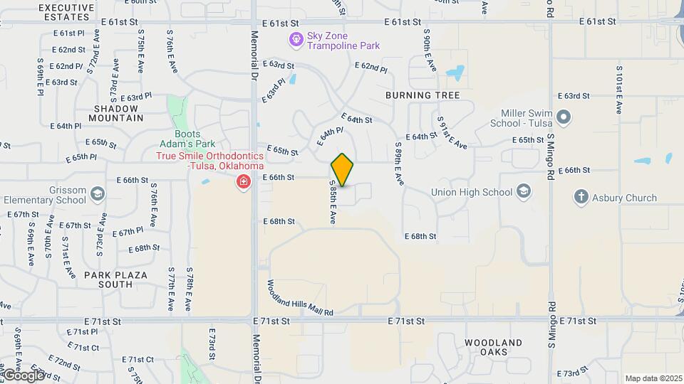 Woodland HIlls Apartments Mapa y Detalles de la Ubicación