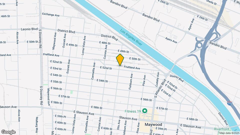 4105 E 52nd St Map and Location Details
