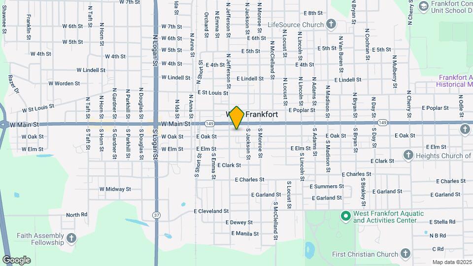 307 E Oak St Map and Location Details