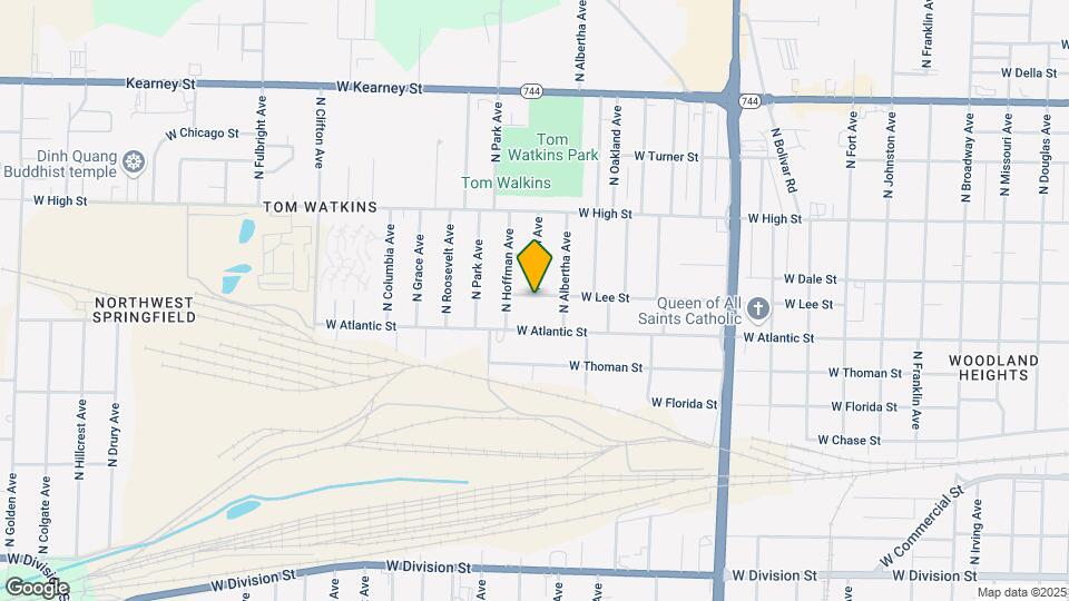 2100 W Lee St Map and Location Details