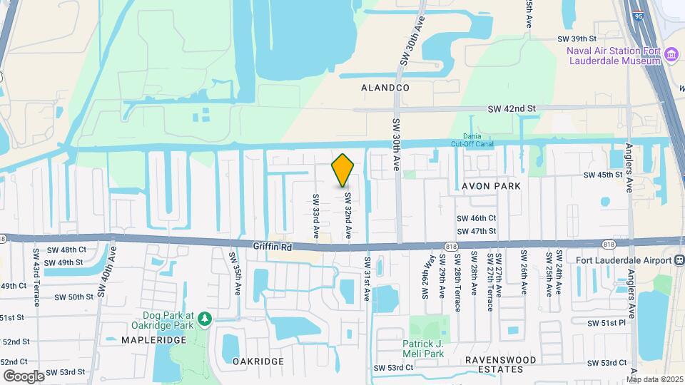 4555 SW 32nd Ave Mapa y Detalles de la Ubicación
