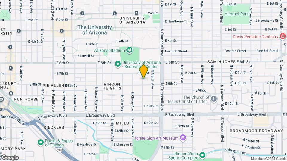 320 N Warren Ave Map and Location Details