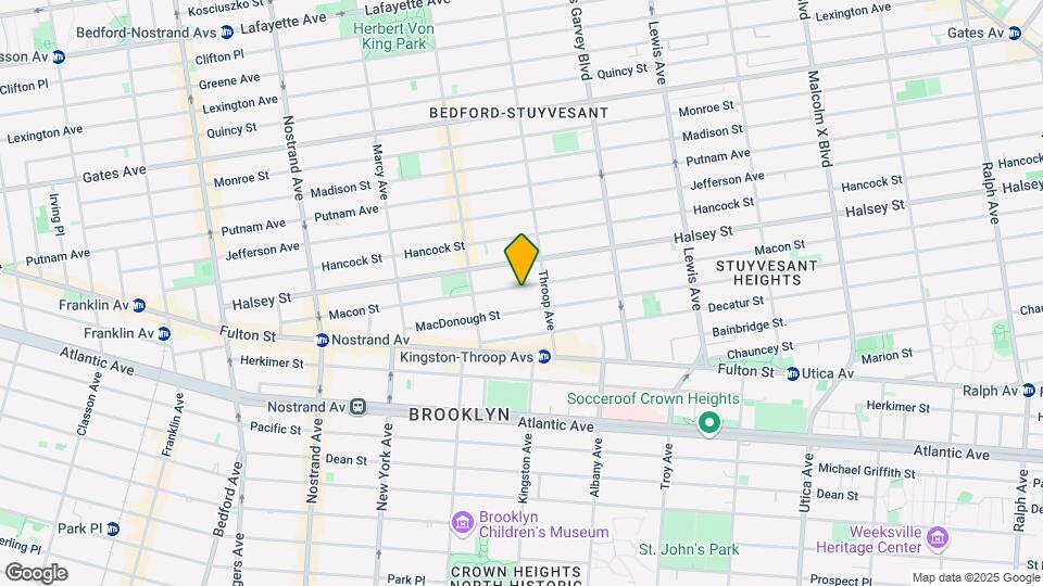 228 Macon St Mapa y Detalles de la Ubicación