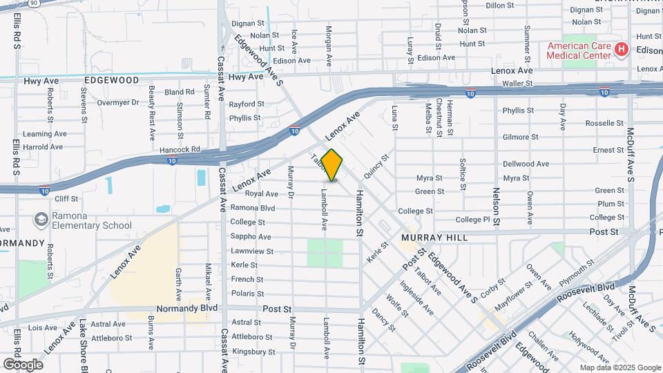 4554 Crescent St Map and Location Details