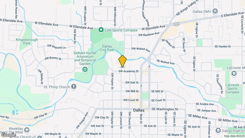 582 SW Levens St Map and Location Details