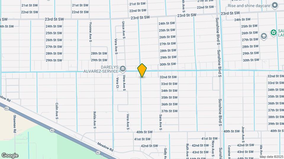 3421 32nd St SW Map and Location Details