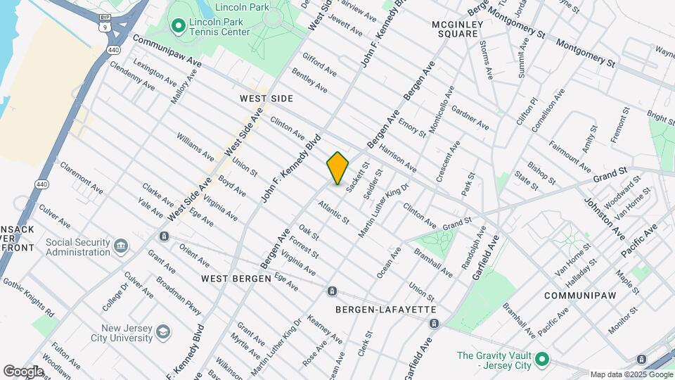 624 Bramhall Ave Map and Location Details