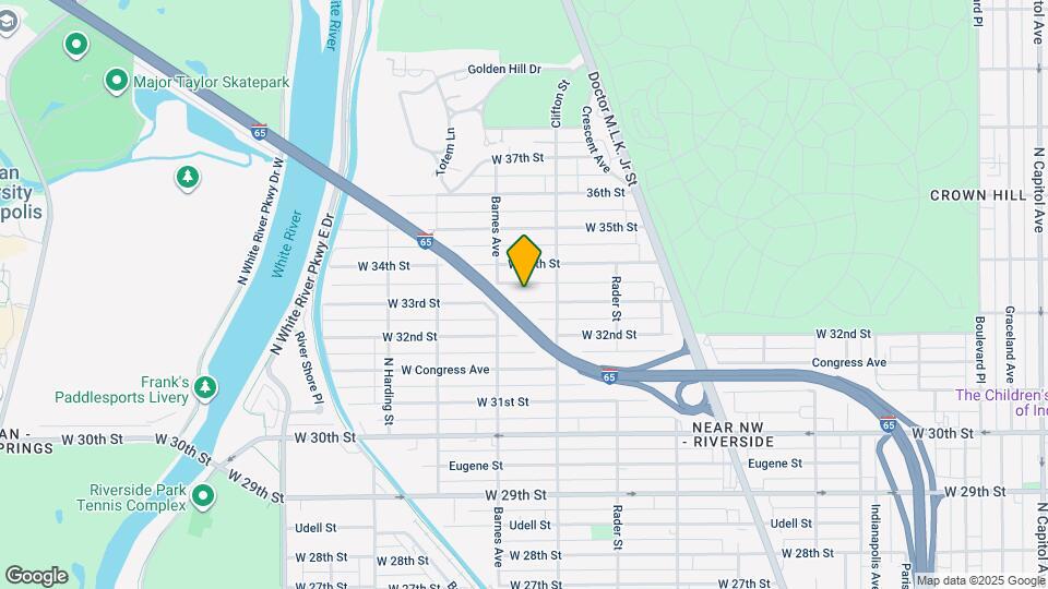 1138 W 33rd St Map and Location Details