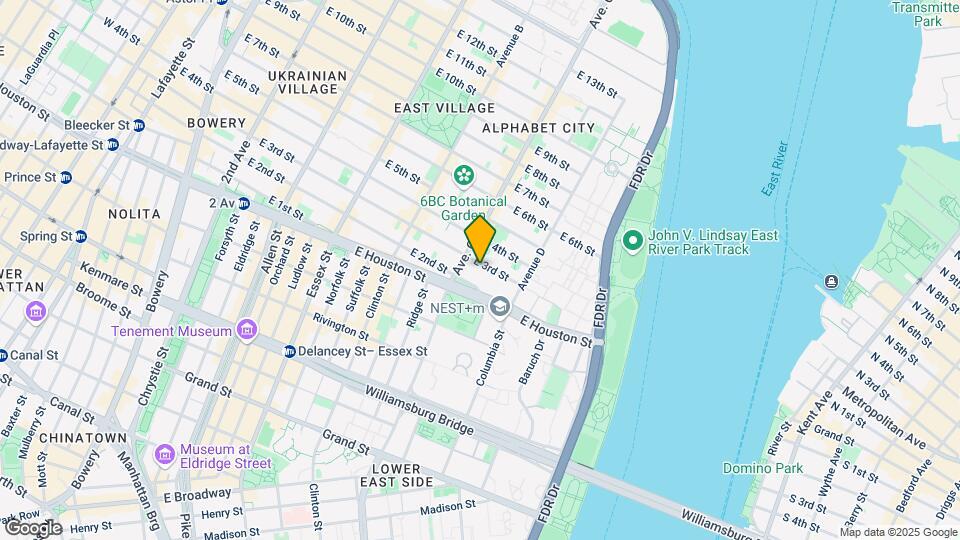 286 E 3rd St Mapa y Detalles de la Ubicación