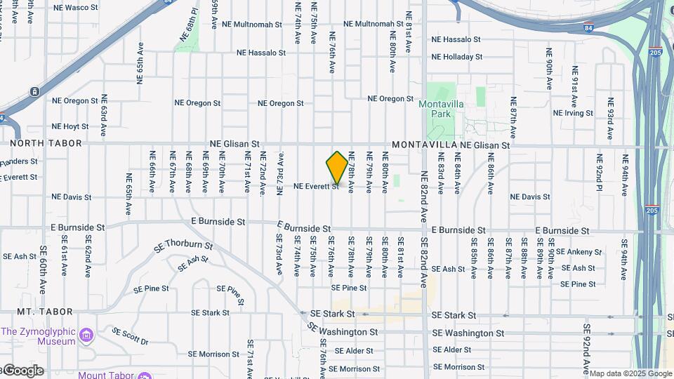 7616 NE Everett St Map and Location Details