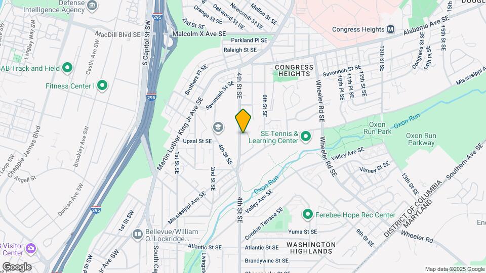 401 Woodcrest Dr SE Map and Location Details