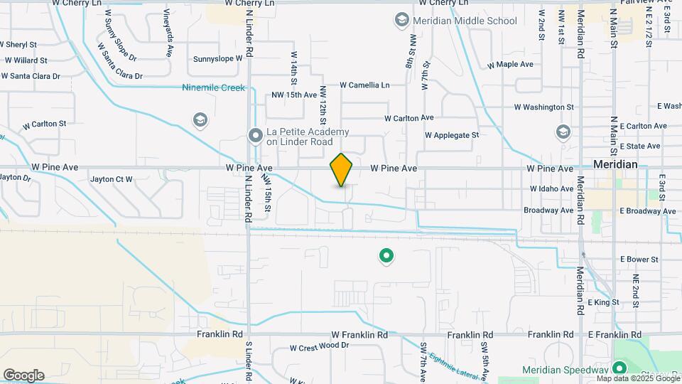 1061 W Pine Ave Mapa y Detalles de la Ubicación