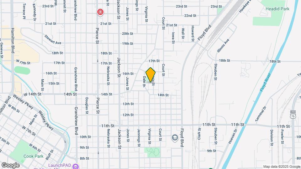 916 15th St Map and Location Details