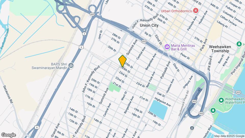725 24th St Map and Location Details