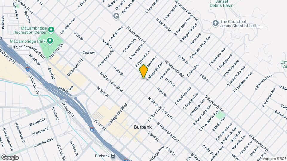 565 E Magnolia Blvd Map and Location Details