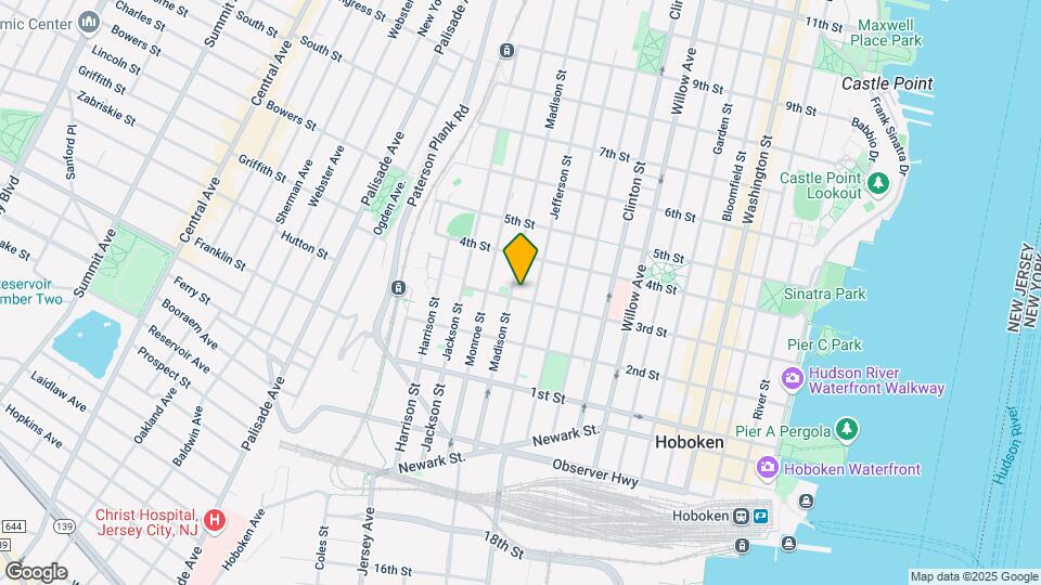 305 Madison St Map and Location Details