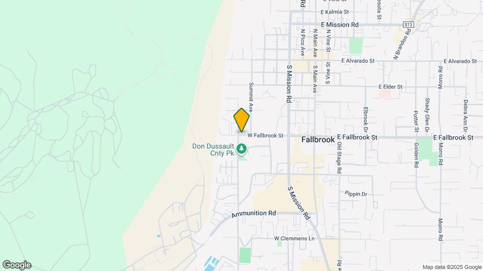 Fallbrook Village Apartments and Nearby Fallbrook Apartments For Rent