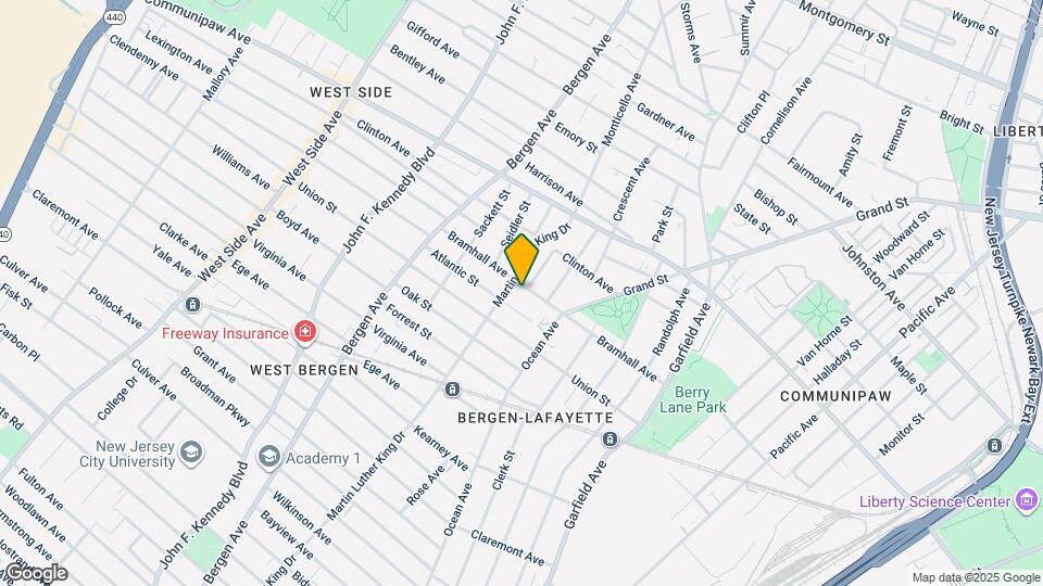 557 Bramhall Ave Map and Location Details