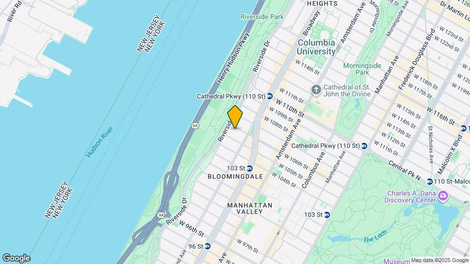 318 W 106th St Map and Location Details