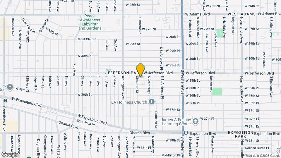1935 W 35th St Map and Location Details