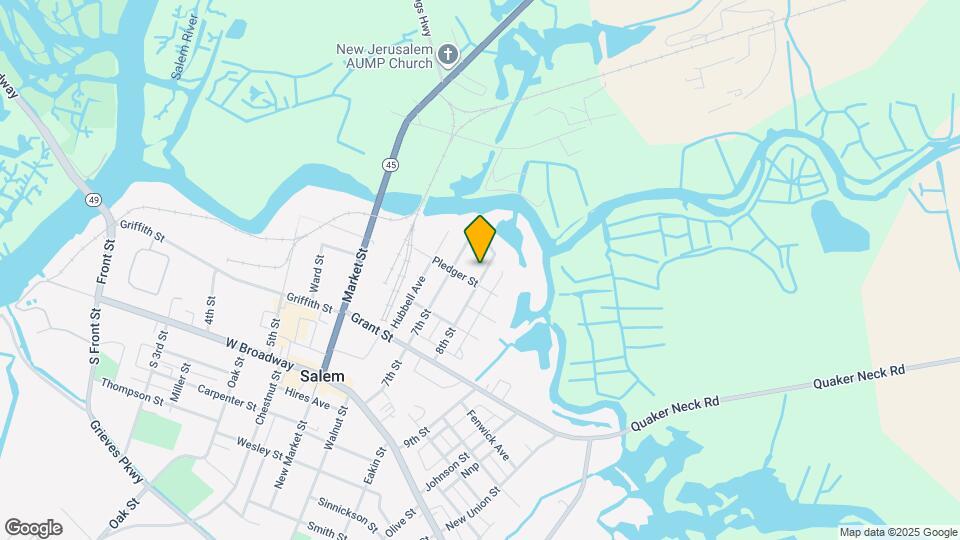 37 8th St Map and Location Details