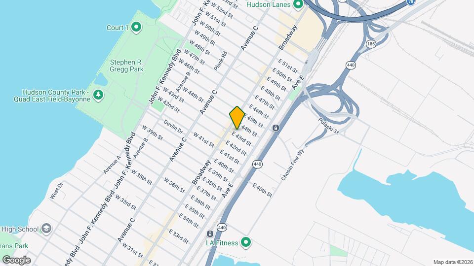 11 E 43rd St Map and Location Details