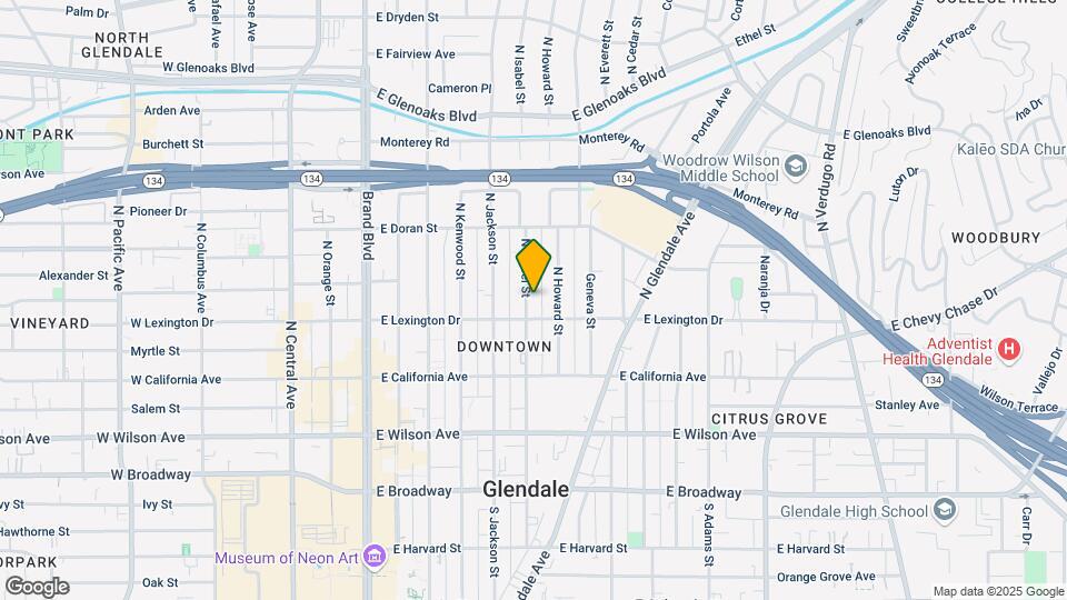 412 N Isabel St Map and Location Details