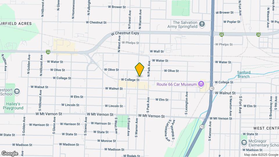 2229 W College St Map and Location Details