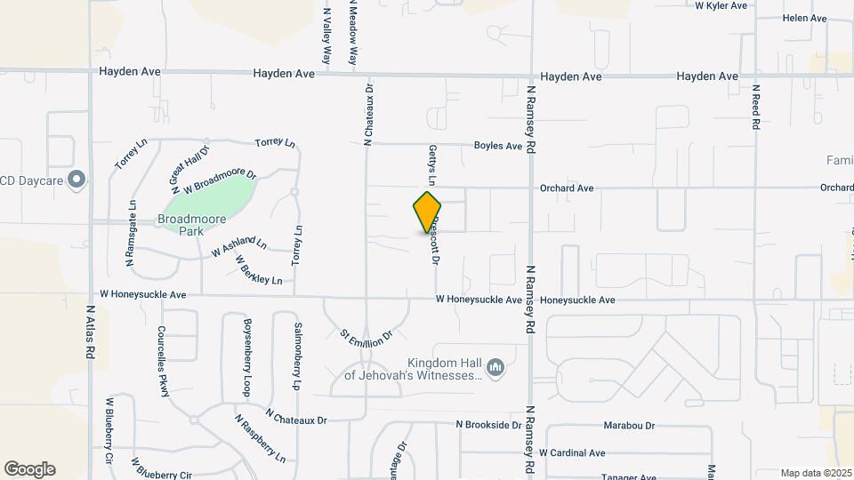 9105 N Prescott Dr Map and Location Details