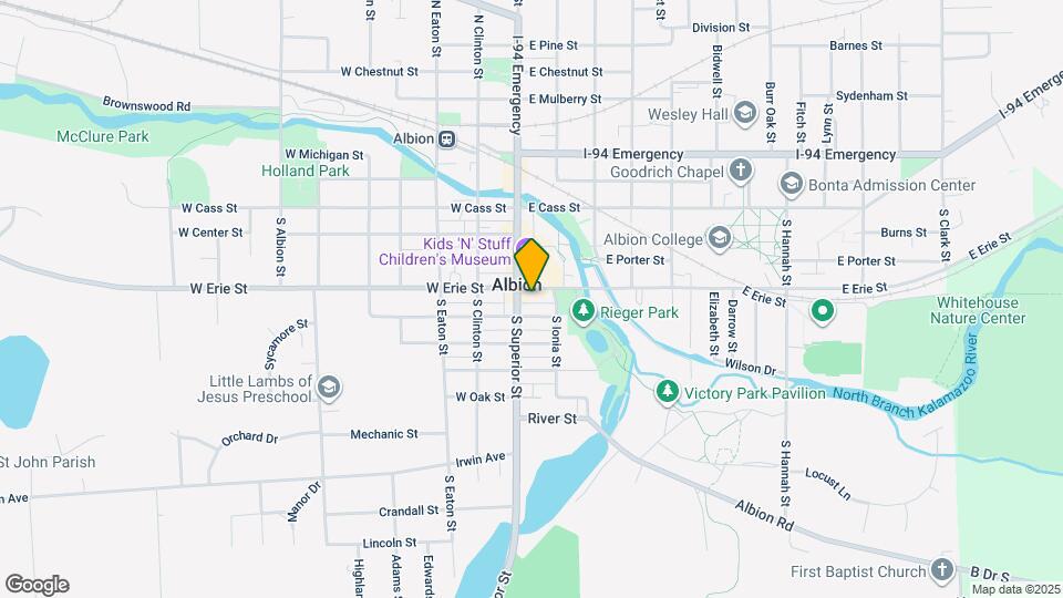 106 E Erie St Mapa y Detalles de la Ubicación