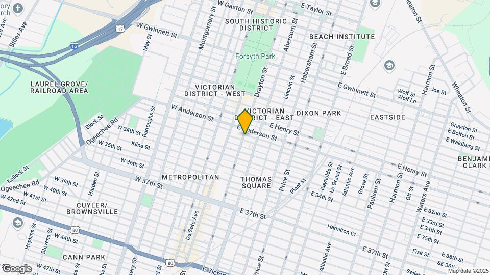 102 E 31 St Map and Location Details