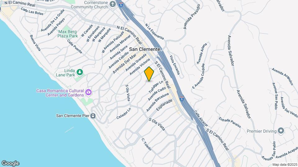 217 Avenida Monterey Mapa y Detalles de la Ubicación