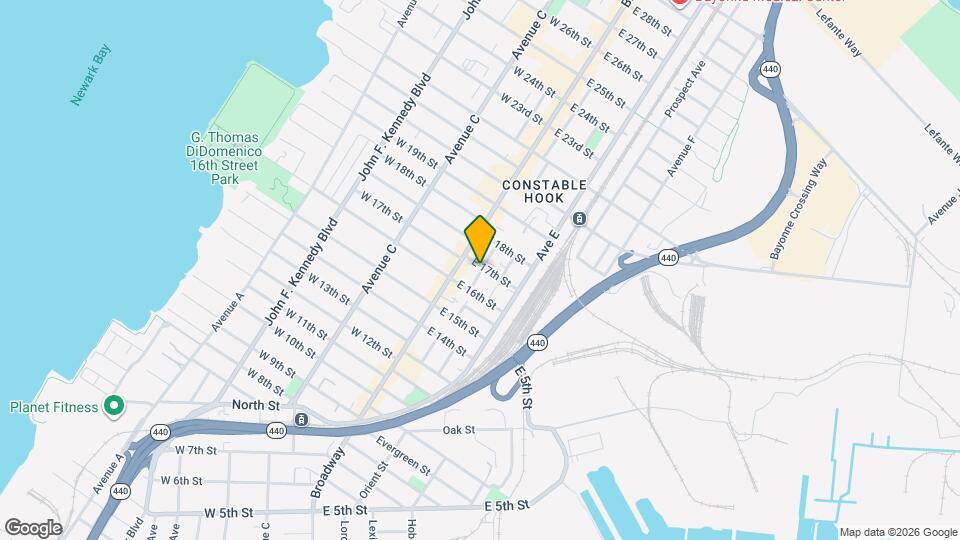 18 E 17th St Map and Location Details