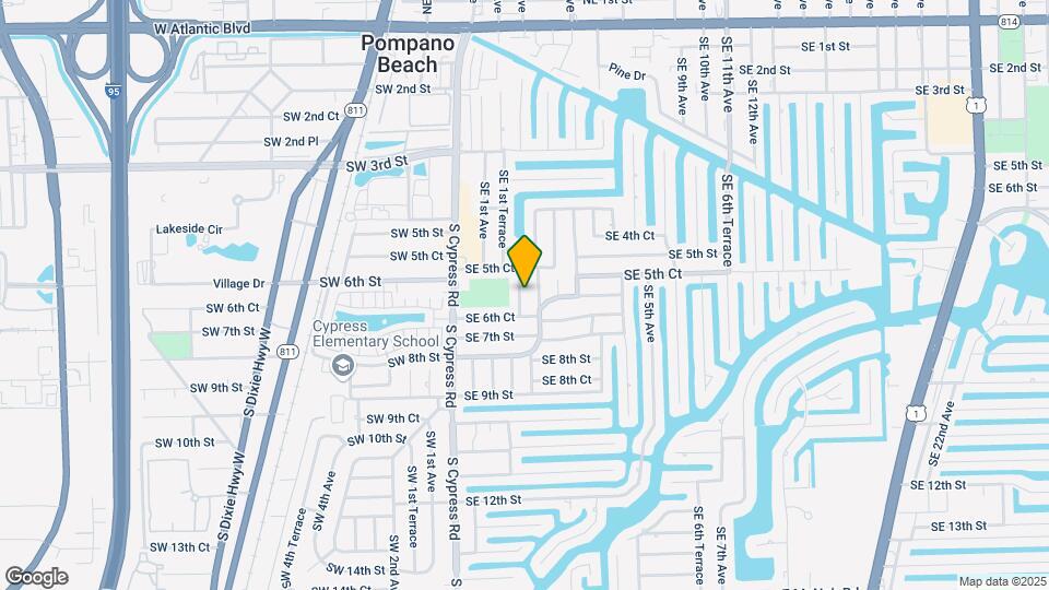 570 SE 2nd Ave Map and Location Details